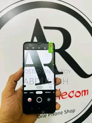 রিয়েলমি ভি৩০ ১২৮ জিবি ব্রোঞ্জ