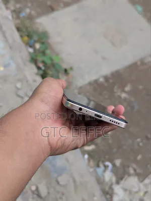 Vivo Y17s 128 GB Orange