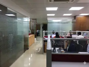 অফিস/শোরুম ভাড়ার জন্য– রূপায়ন ট্রেড সেন্টার (Sr-02c), বাংলামোটর