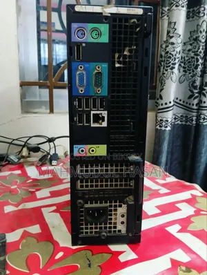 Desktop Computer Dell OptiPlex 790 4GB Intel Core i5 SSD 128GB