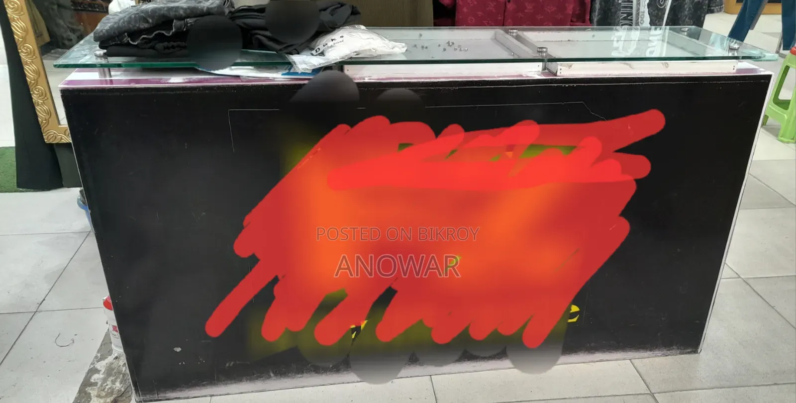 Shop Table