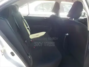 Toyota Axio 2021 Silver