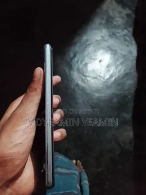 Vivo Y21 64 GB Blue
