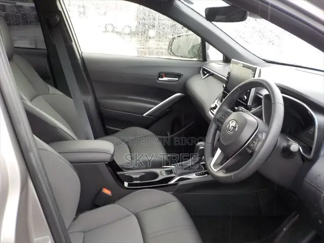 Toyota Corolla Cross 1.8 Hybrid FWD 2021 Brown