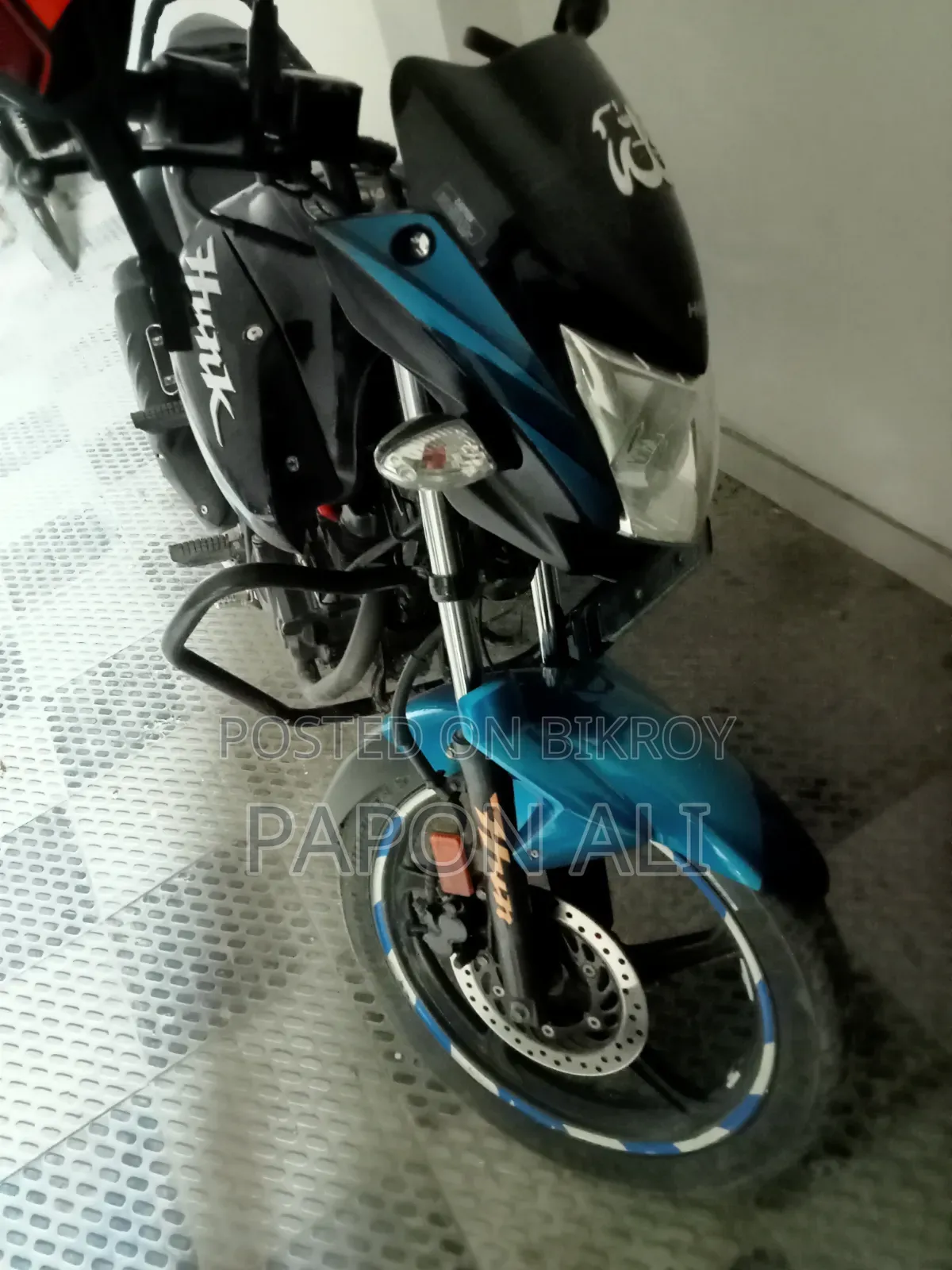 Hero Hunk 2022 Black