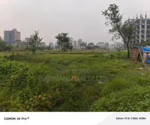 Bashundhara Block-M: Attractive 10 Katha Ready Plot for Sale