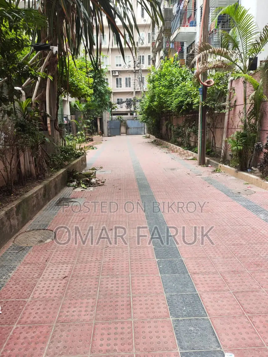 3bdrm Apartment in Dhaka, Mohakhali for Sale