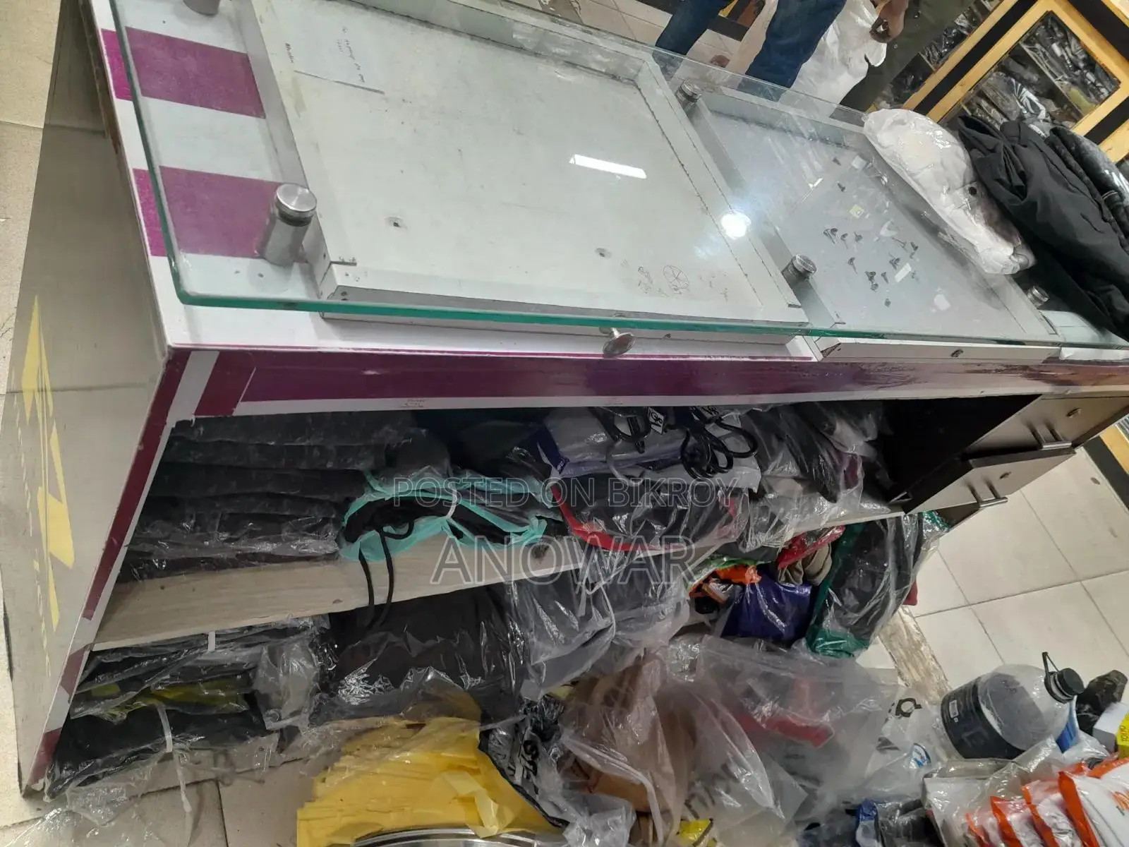Shop Table