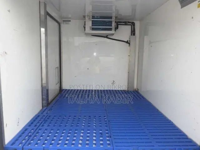 Daihatsu Freezing Van