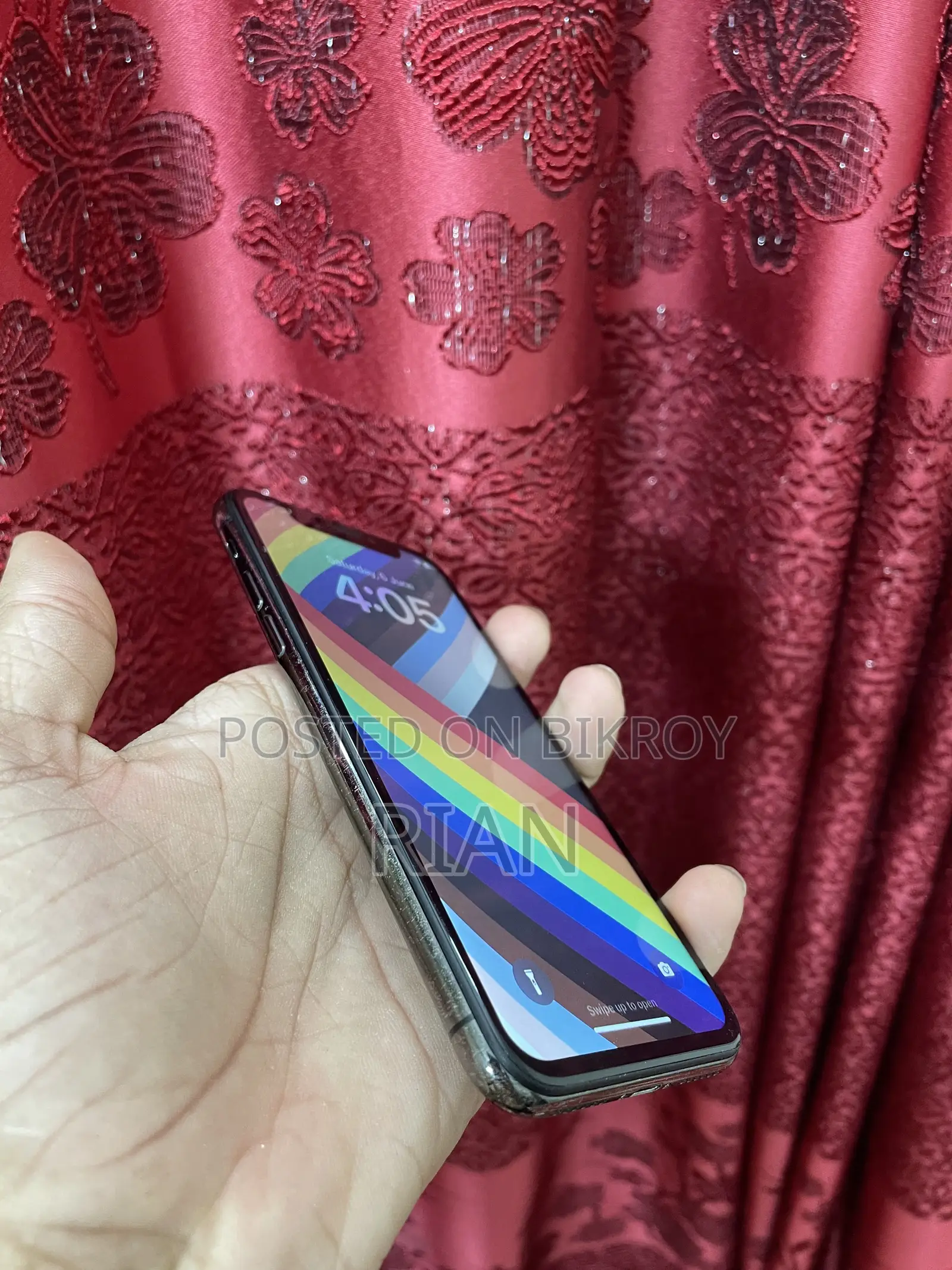 অ্যাপল আইফোন এক্স ৬৪ জিবি ব্ল্যাক
