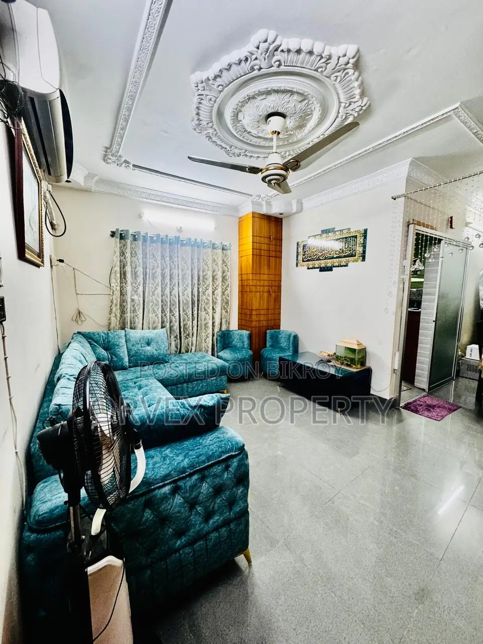 রামপুরায় ৪ বেডরুমের ফার্নিশড অ্যাপার্টমেন্ট বিক্রয়ের জন্য