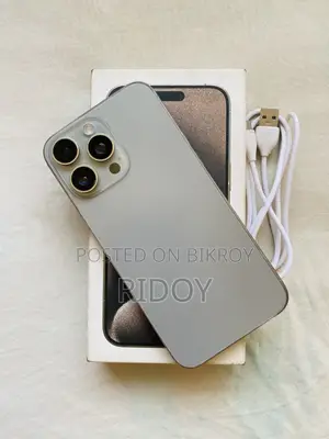 Apple iPhone 15 Pro Max 256 GB Silver