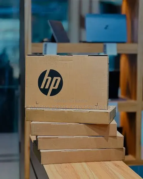 New Laptop HP EliteBook 840 G8 16GB Intel Core I7 SSD 16 GB