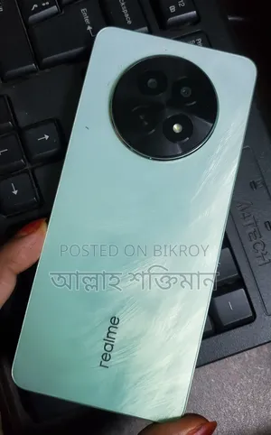 Realme 4 GB Silver
