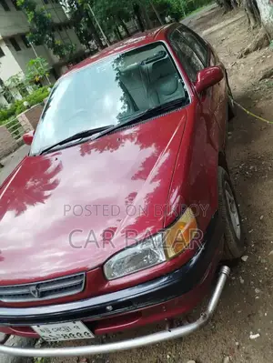 টয়োটা করোল্লা ১৯৯৭ মেরুন