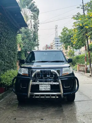 Mahindra XUV500 2017 Black