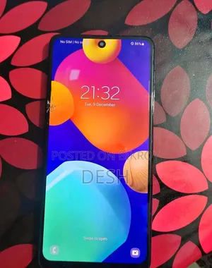 Samsung Galaxy M62 128 GB Green