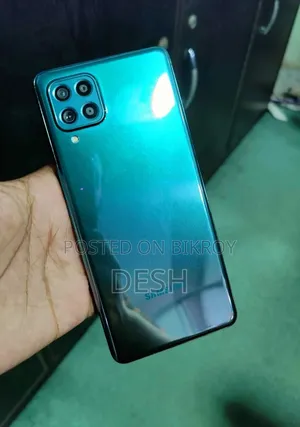 Samsung Galaxy M62 128 GB Green