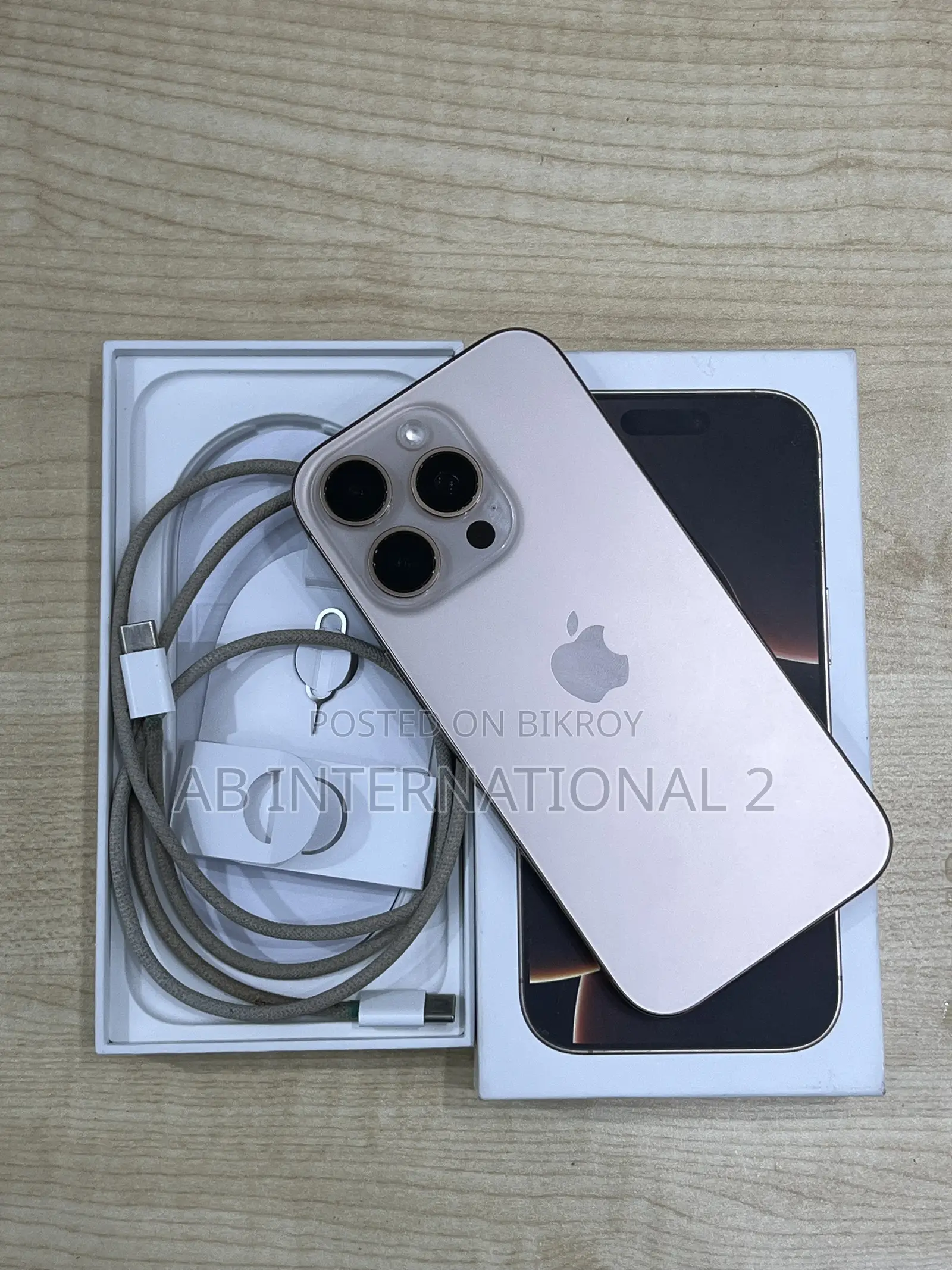 Apple iPhone 16 Pro 128 GB Gold