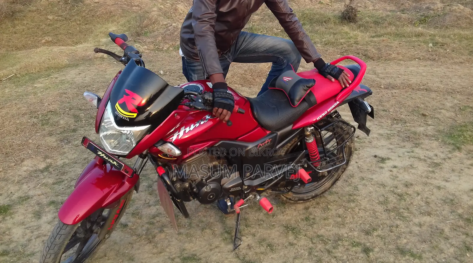 Hero Hunk 2011 Red