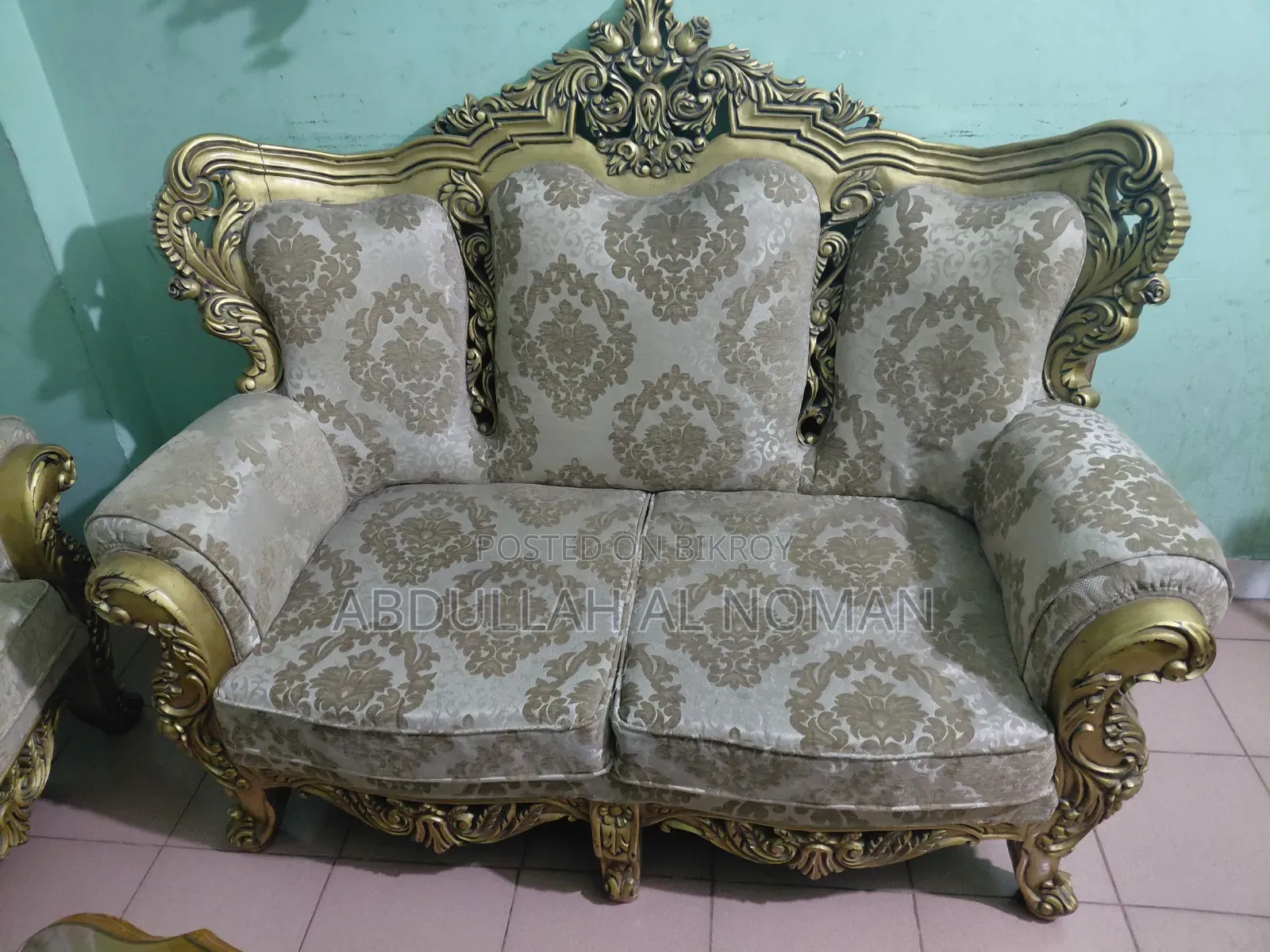 Victoria Sofa Set