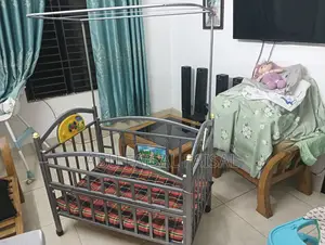 Metal Baby Bed With Music