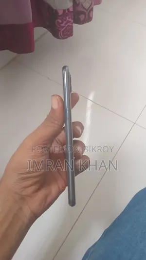 Oppo F17 128 GB Silver