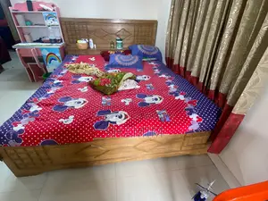 সেগুন কাঠের খাট