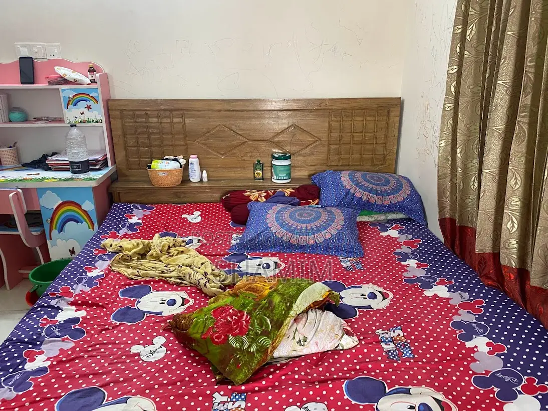 সেগুন কাঠের খাট
