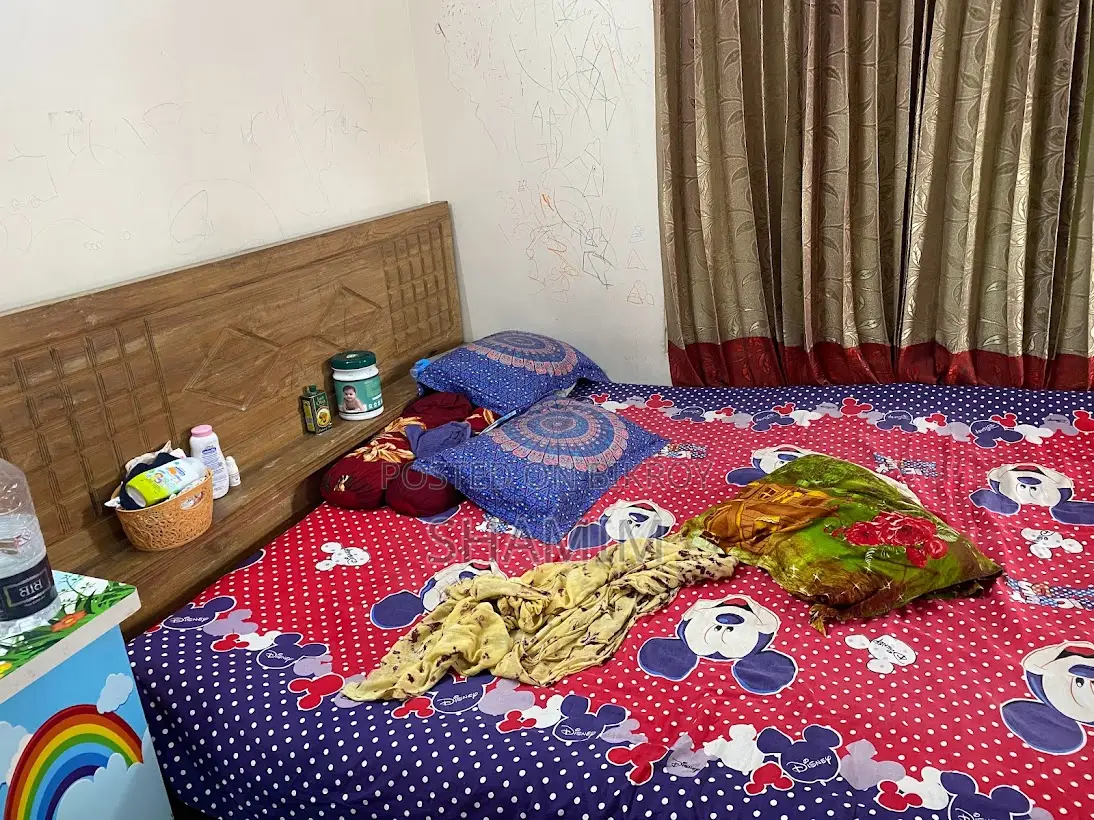 সেগুন কাঠের খাট