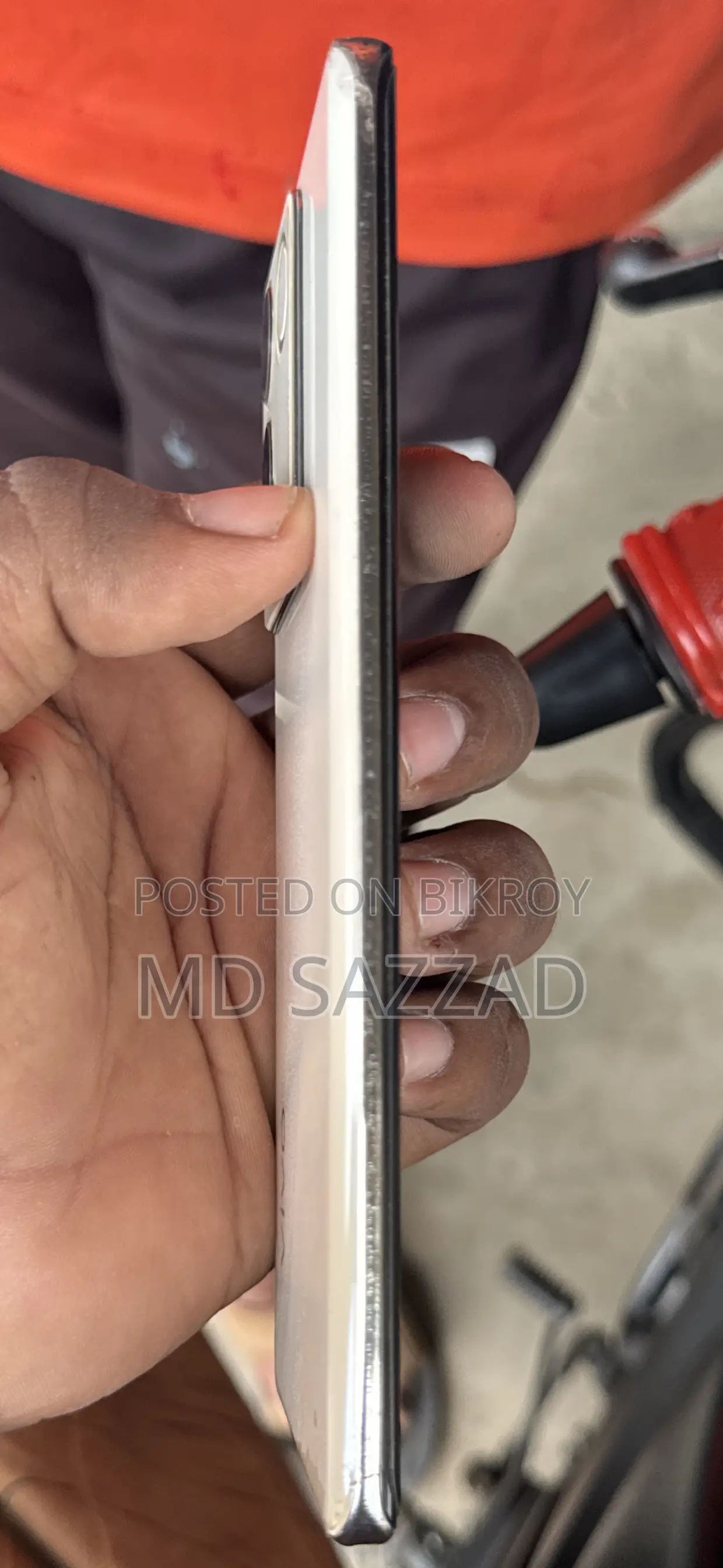 Vivo T2 (India) 128 GB Gold