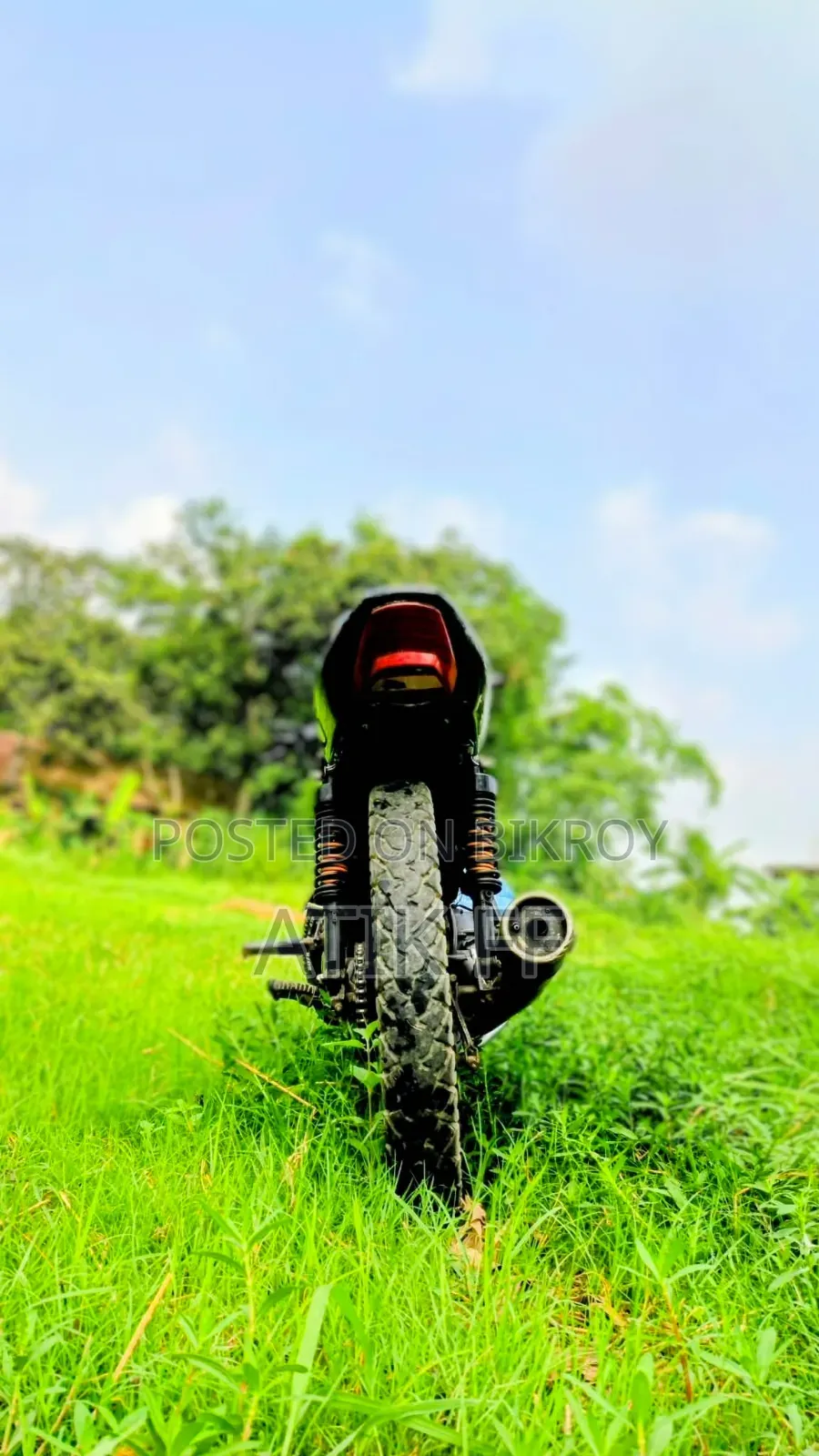 মোটরসাইকেল ২০২২ কালো