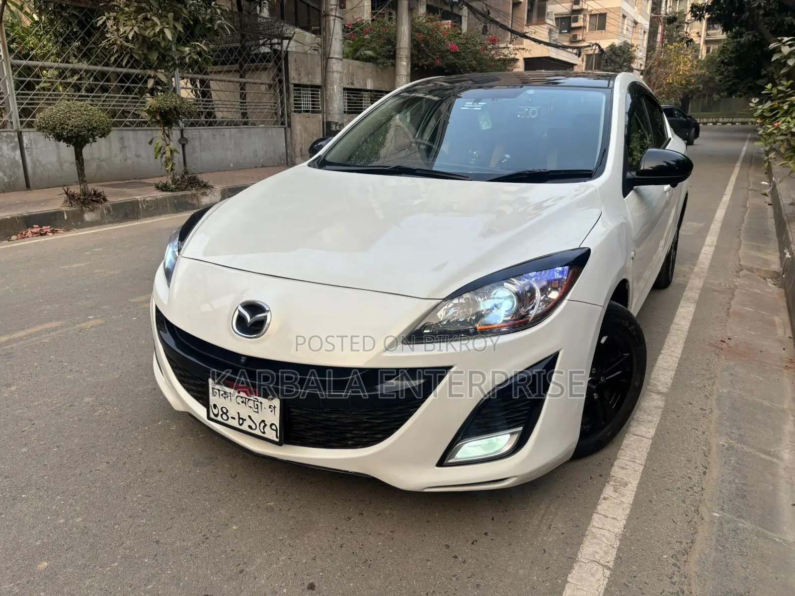 Mazda Axela 2011 Pearl