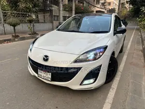 Mazda Axela 2011 Pearl