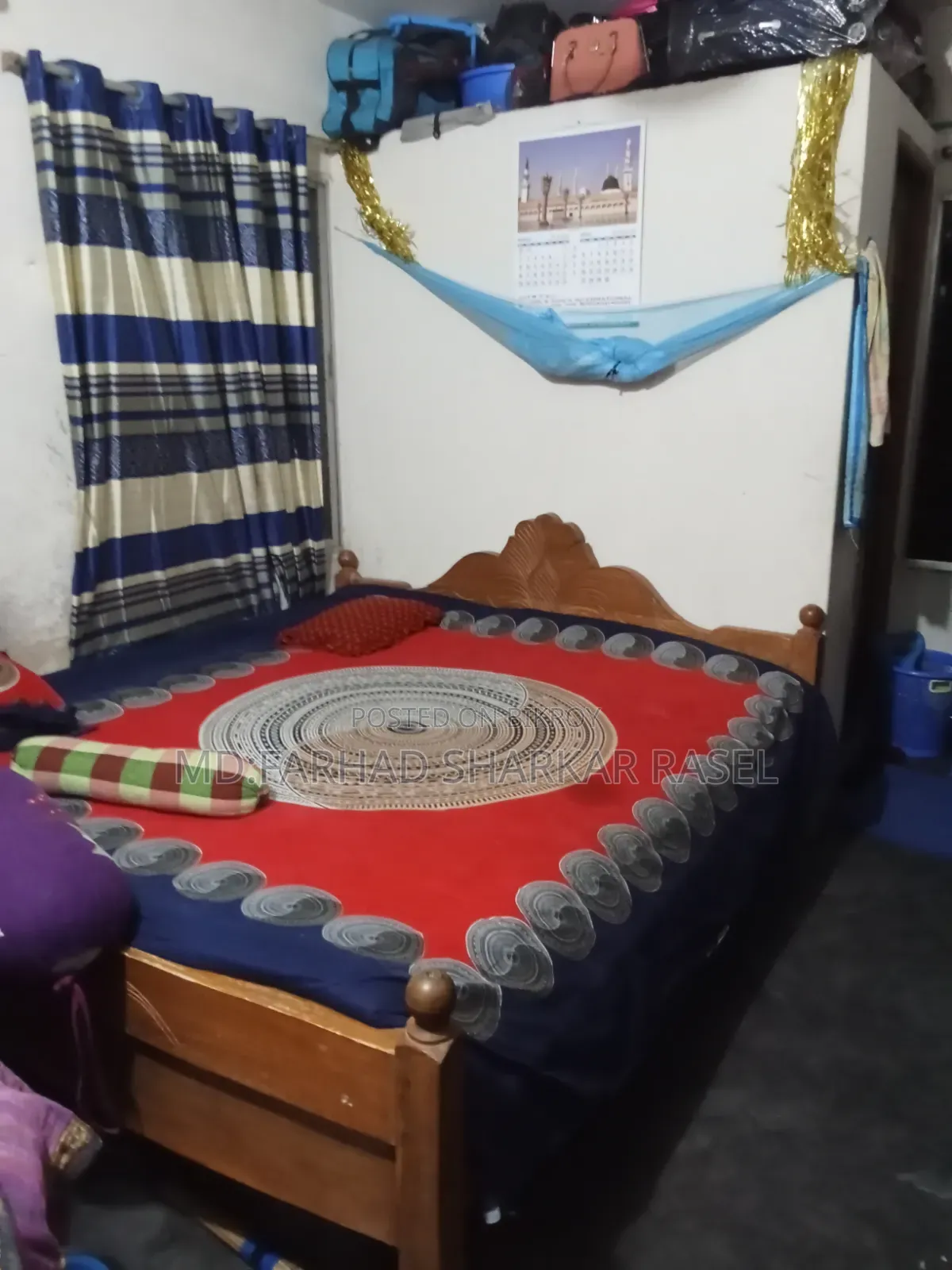 আকাশ মনি কাঠের খাট