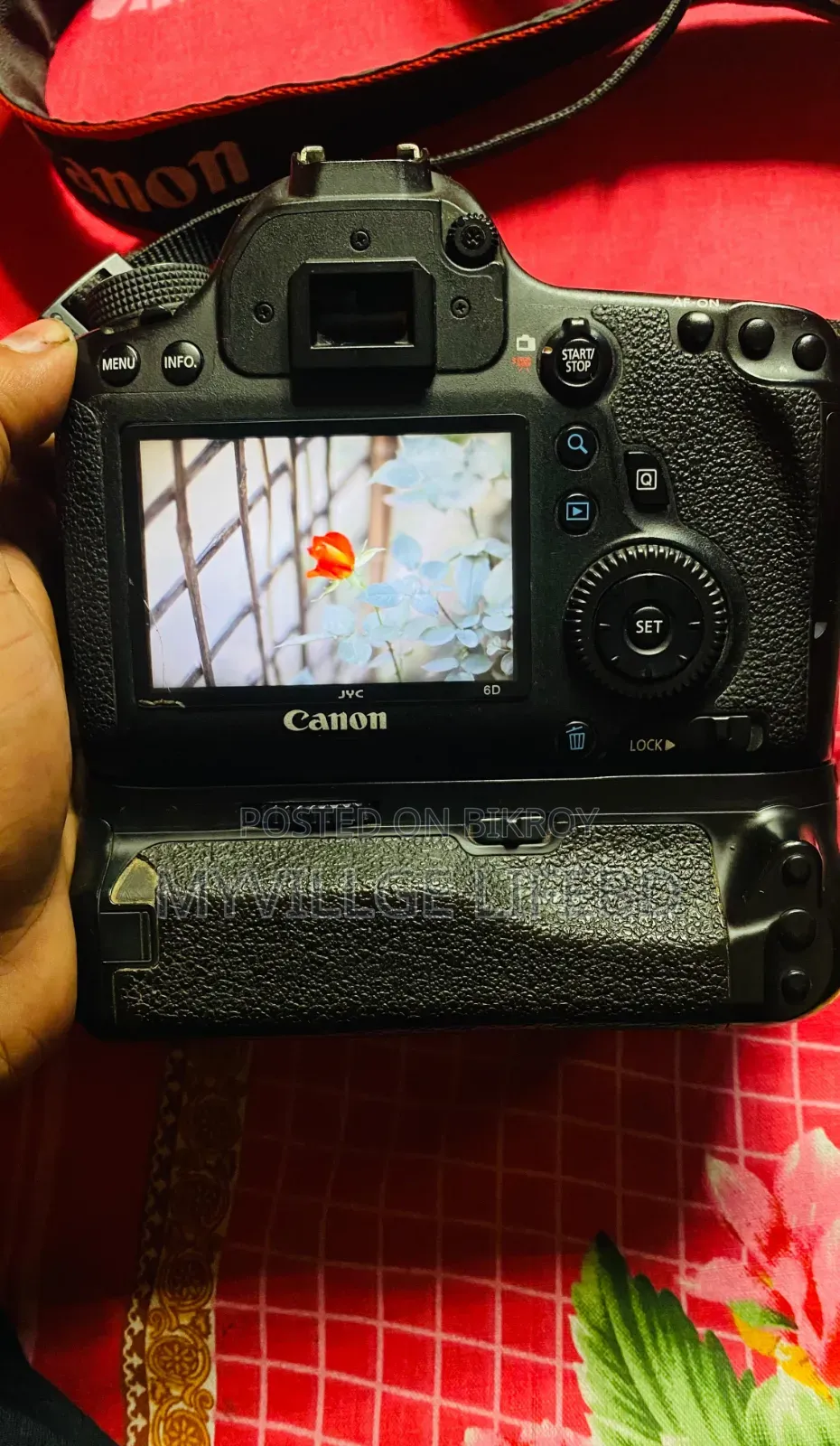 Canon 6D Full Frame and 85mm Canon Lens
