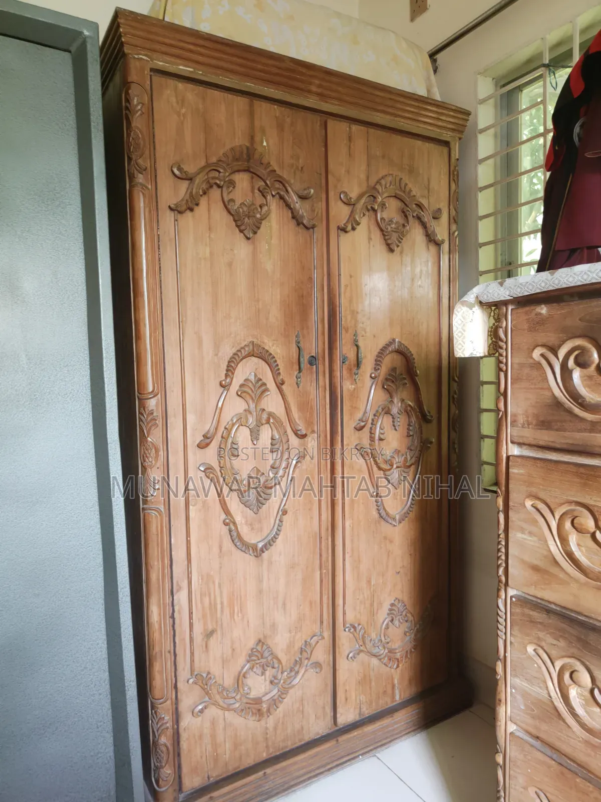 Teak Wood Almirah and Wardrobe