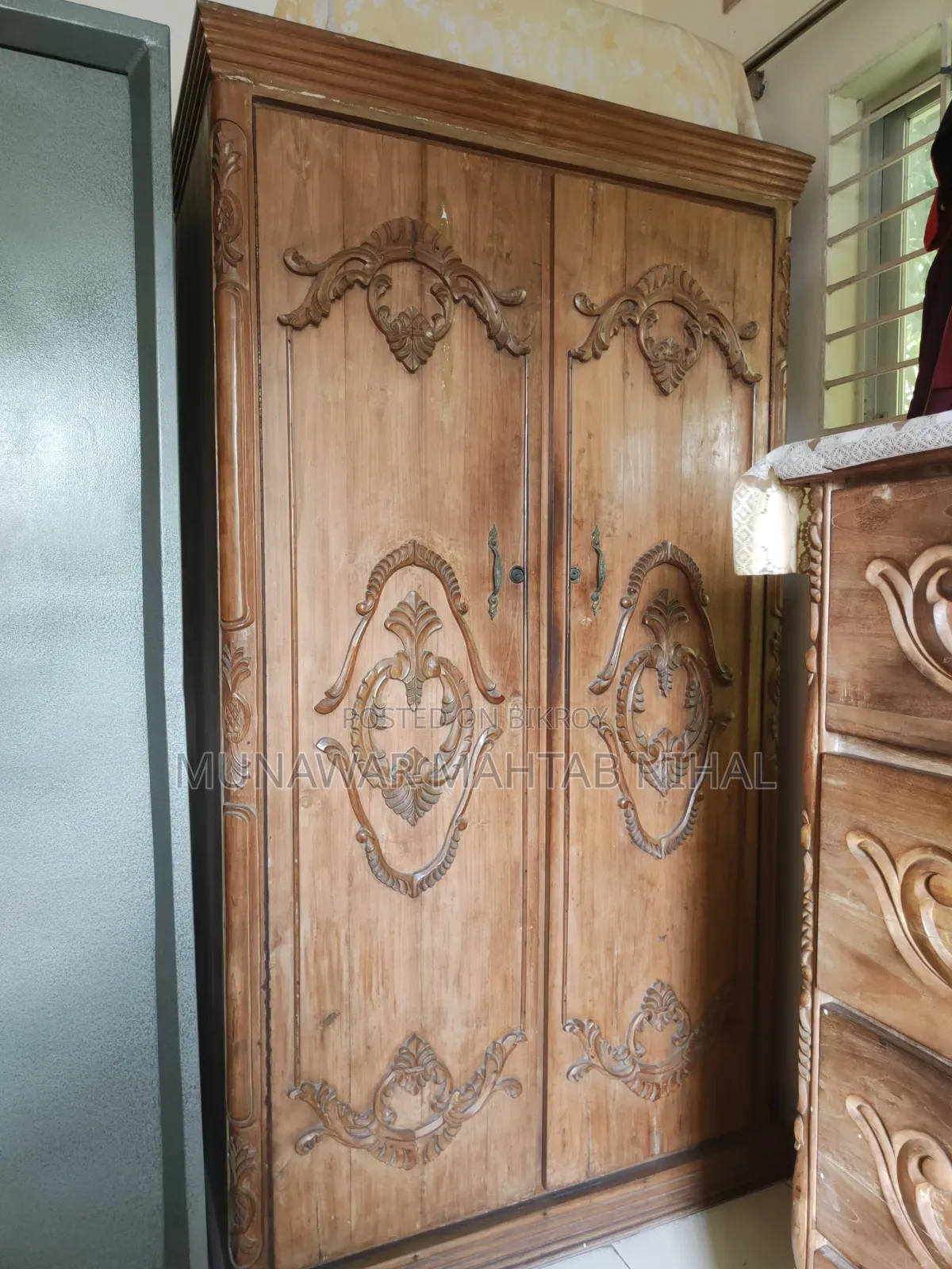 Teak Wood Almirah and Wardrobe