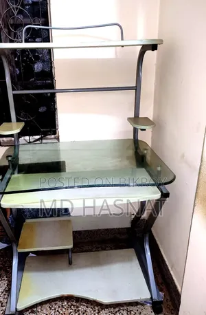 Computer Table