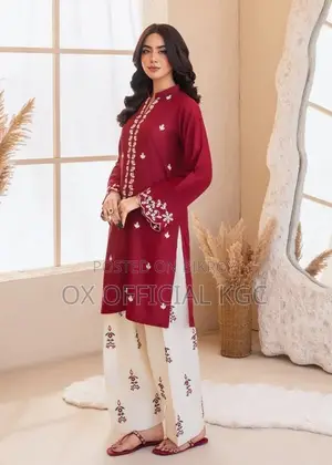 Beautiful Floral Embroidery On Kurti