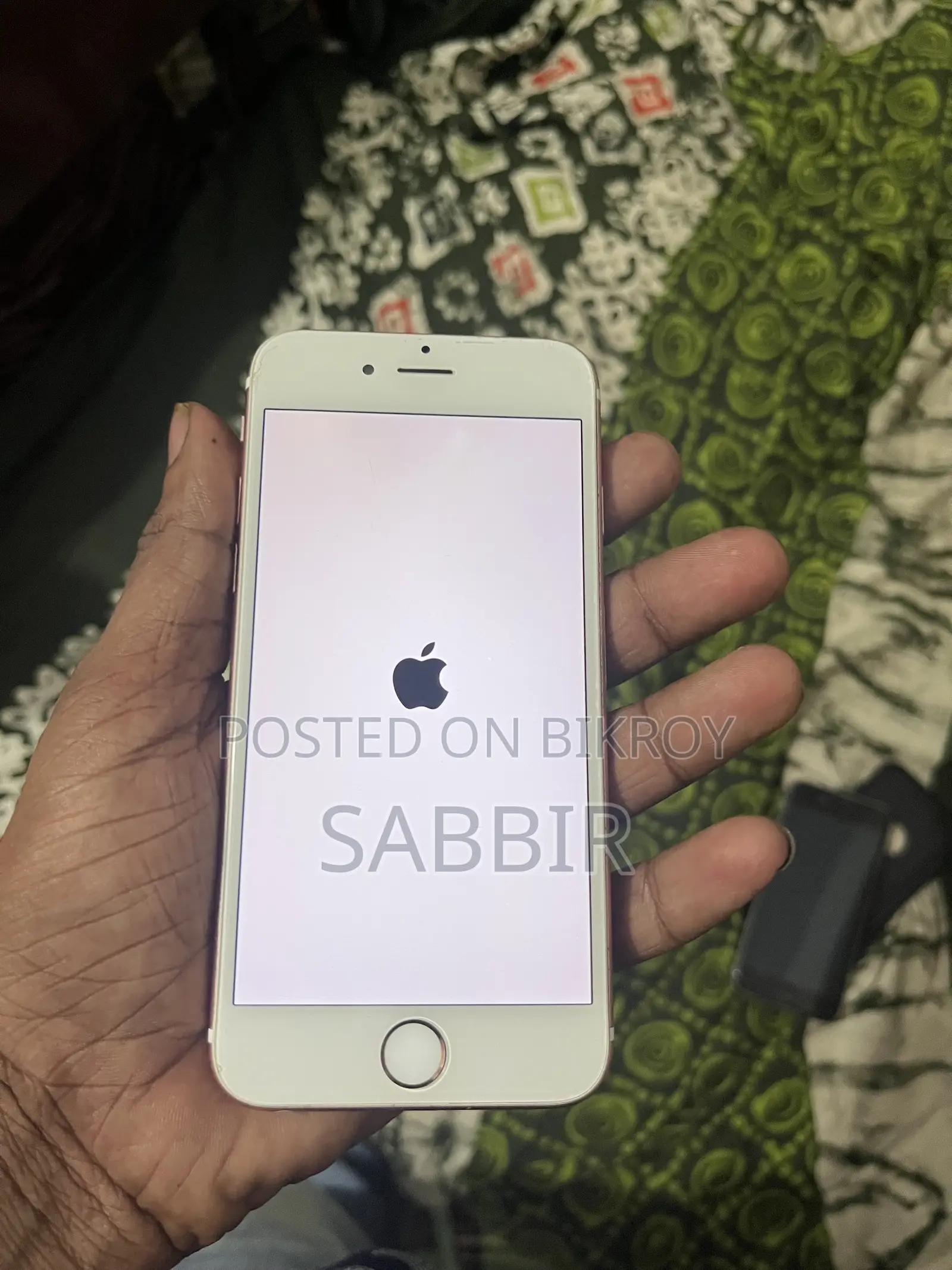 Apple iPhone 6s 16 GB Gold