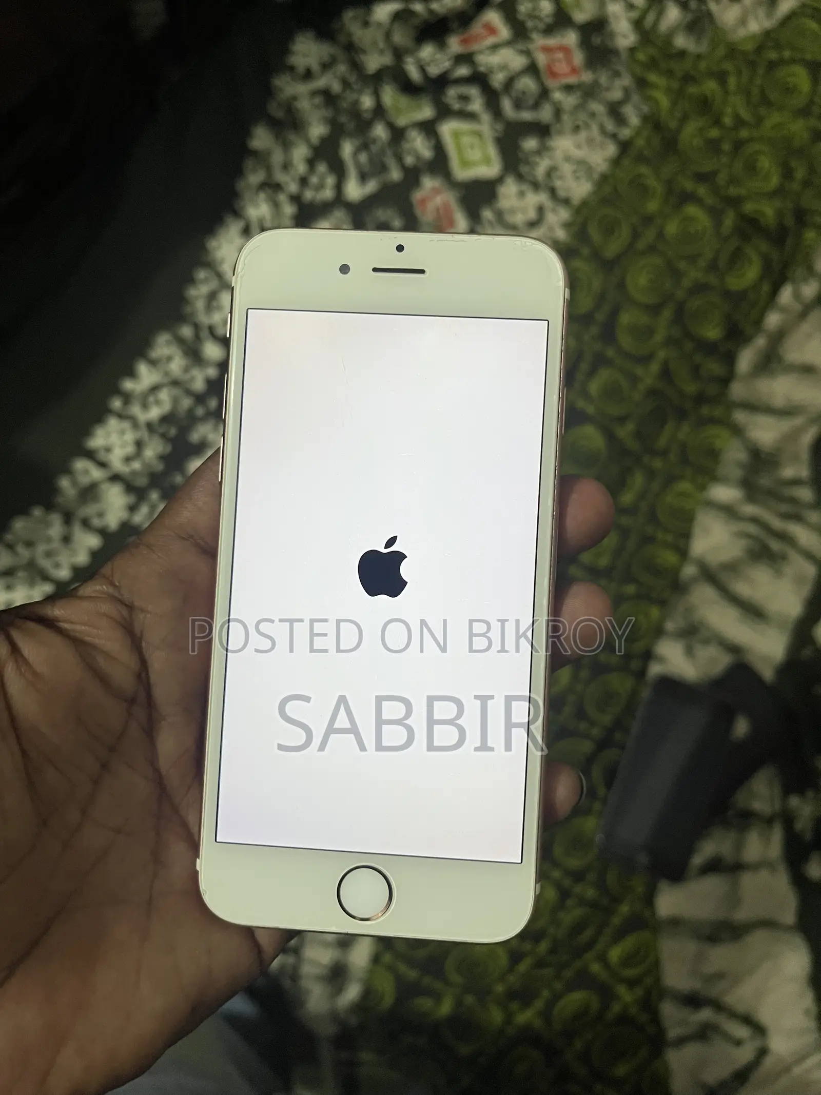 Apple iPhone 6s 16 GB Gold