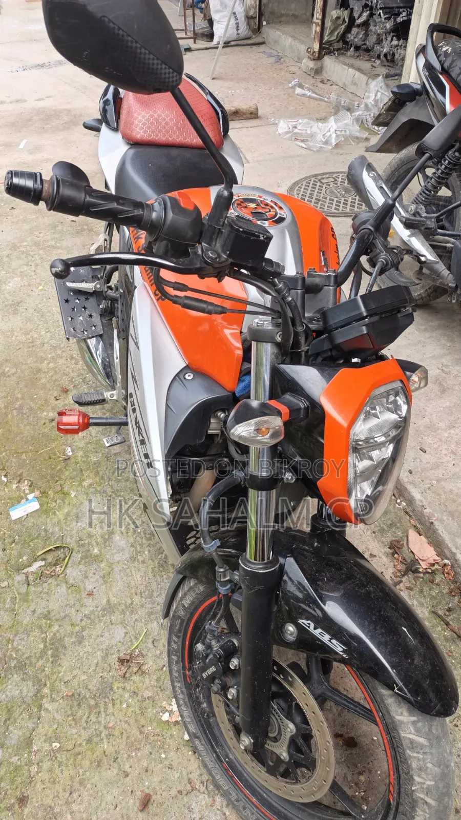 Suzuki Gixxer Fi ABS 2022 Orange