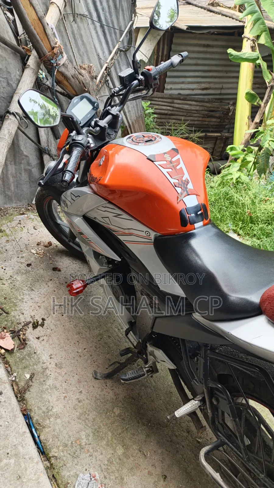 Suzuki Gixxer Fi ABS 2022 Orange