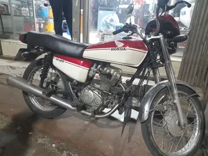 Honda 2009 Red