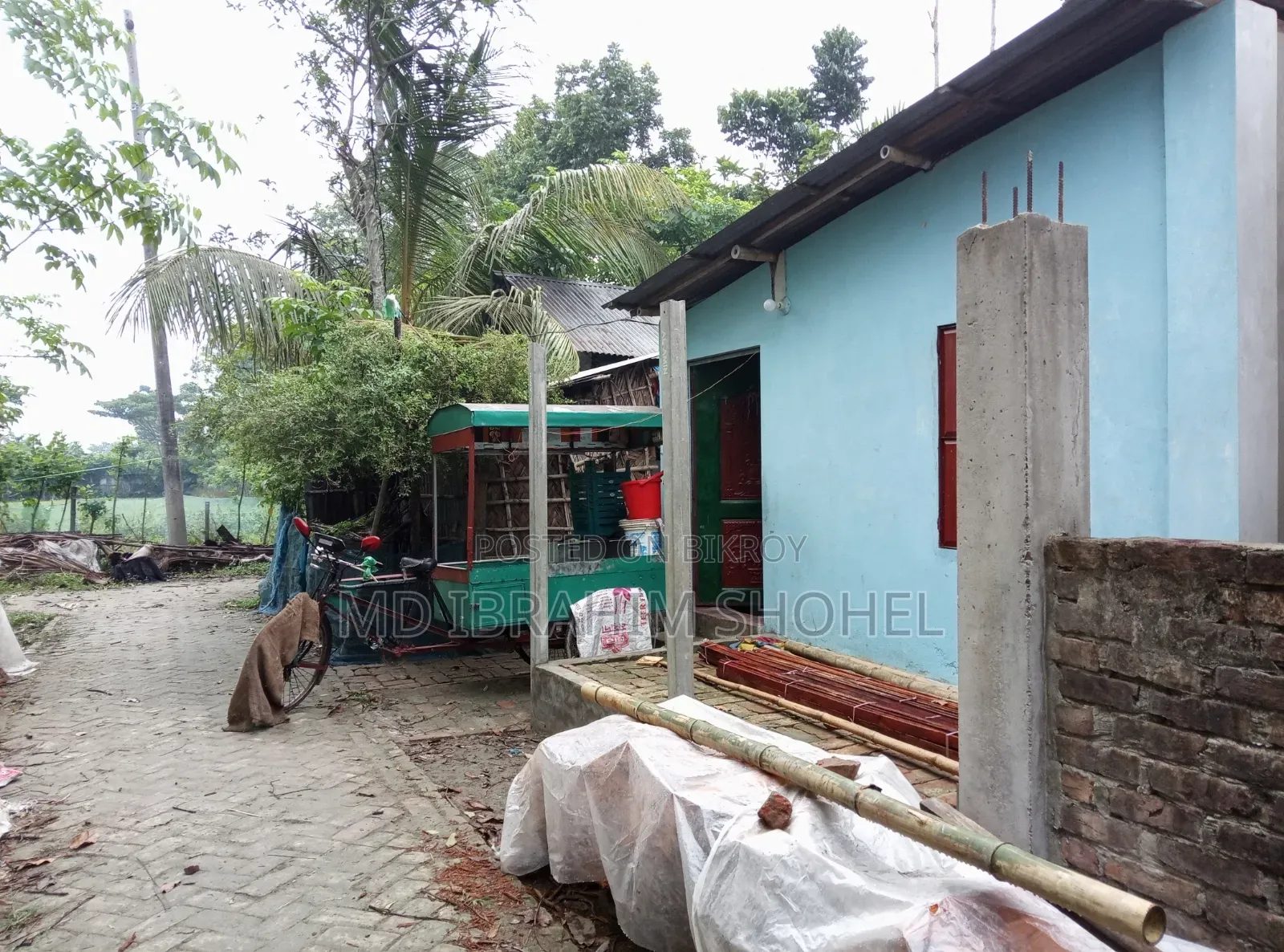 4 Katha Land and House for Sale