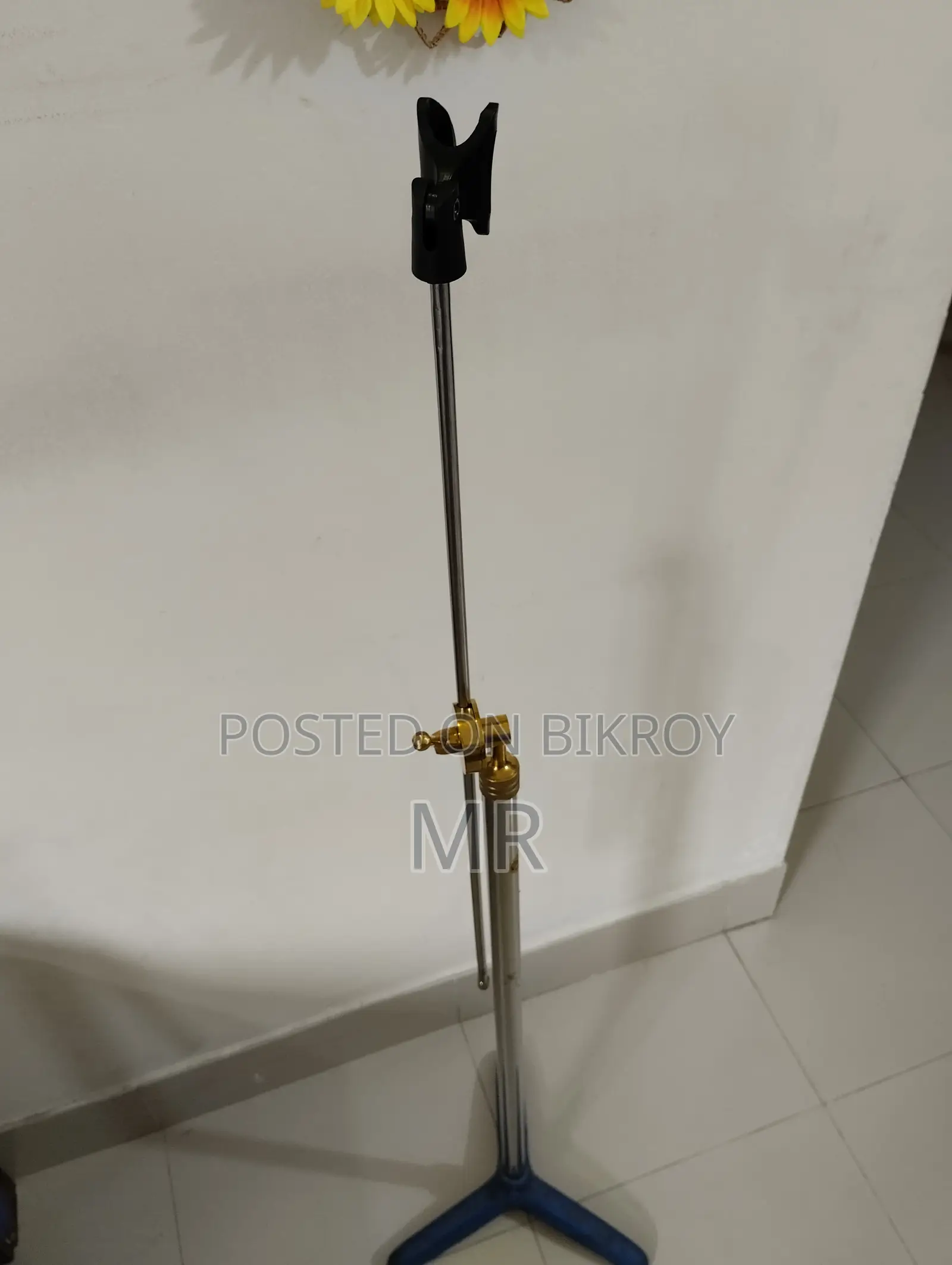 Microphone Stand/Mouthpiece Stand