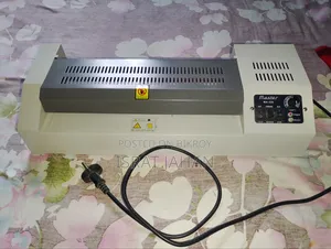 লেমিনেটিং মেশিন