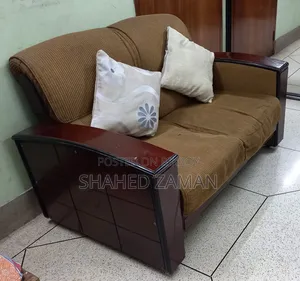 টু সিটার সোফা
