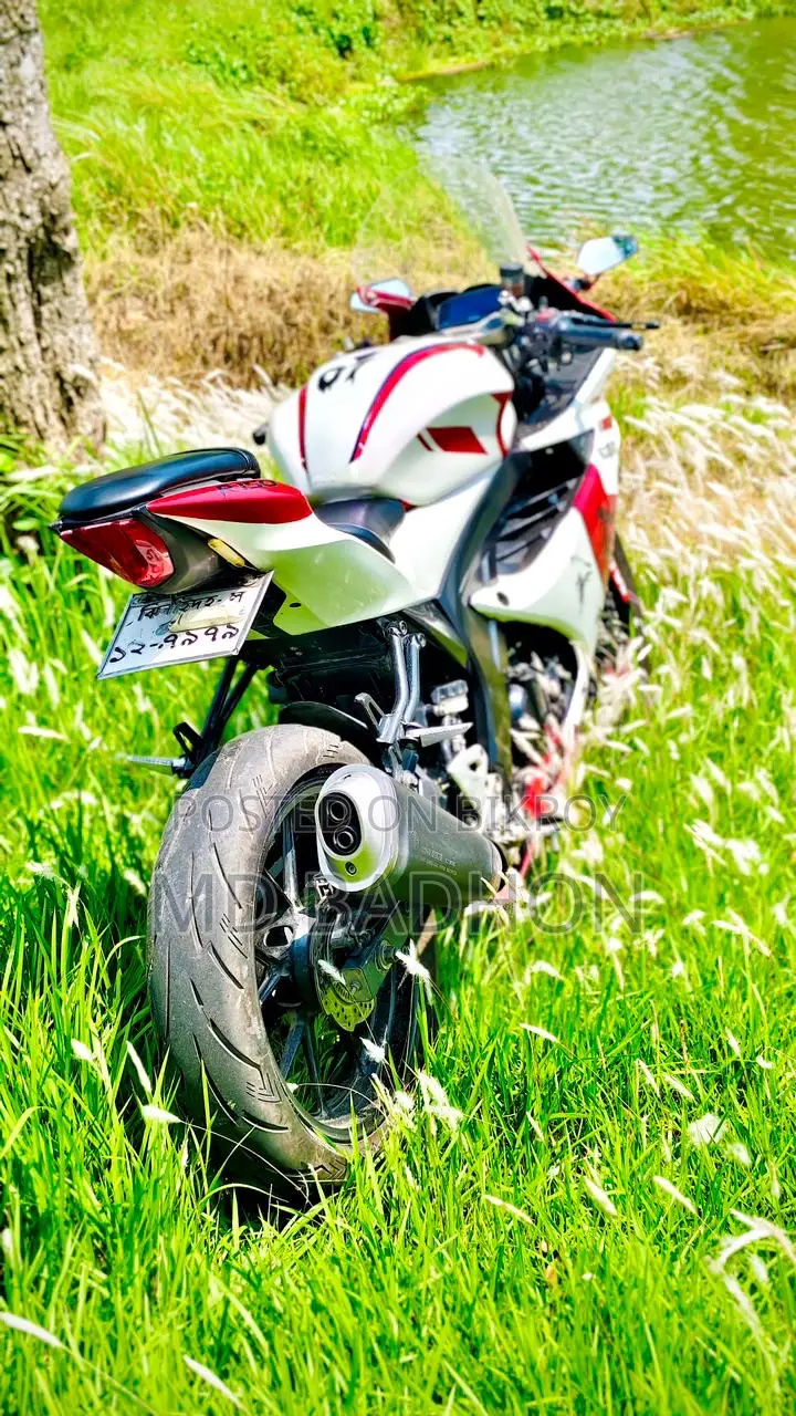 Suzuki GSX-R150 2022 Red